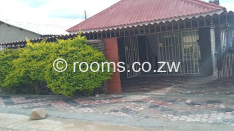  Room  in Chitungwiza