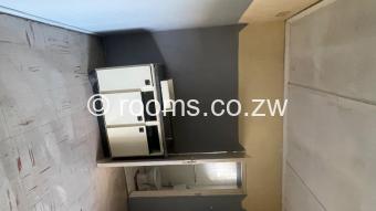 Room  in Burnside