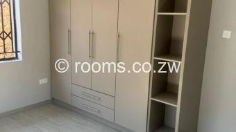  Room  in Aspindale Park