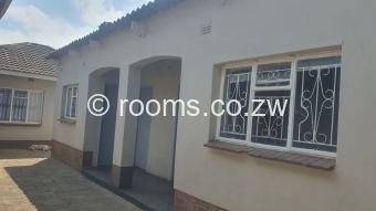 Room  in Houghton Park