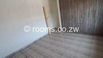  Room  in Cold Comfort