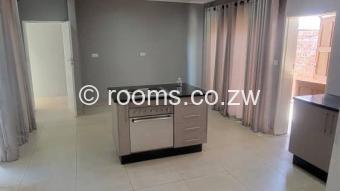  Room  in Waterfalls
