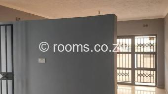  Room  in Aspindale Park