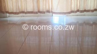  Room  in Warren Park