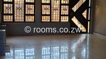  Room  in Warren Park