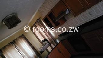  Room  in Cold Comfort