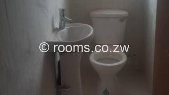  Room  in Glaudina