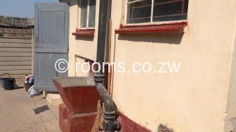  Room  in Chitungwiza