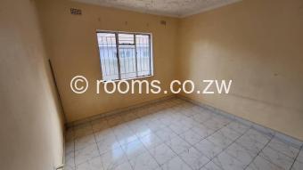  Room  in Cold Comfort