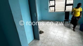  Room  in Cold Comfort