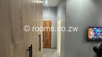 Room  in Arlington