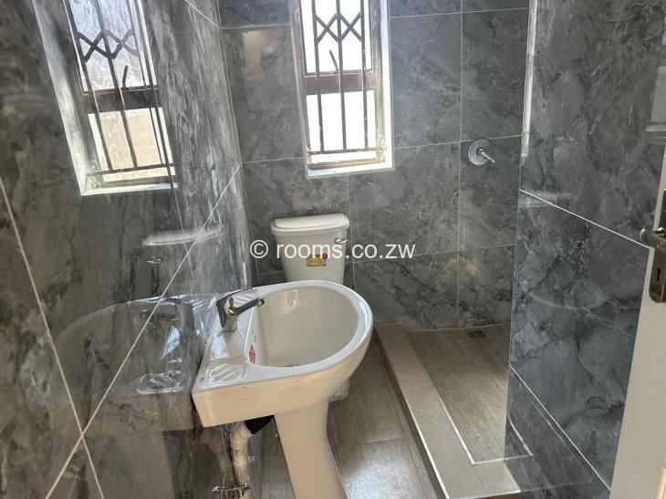 Rooms for Rent in Dawnview Park, Harare