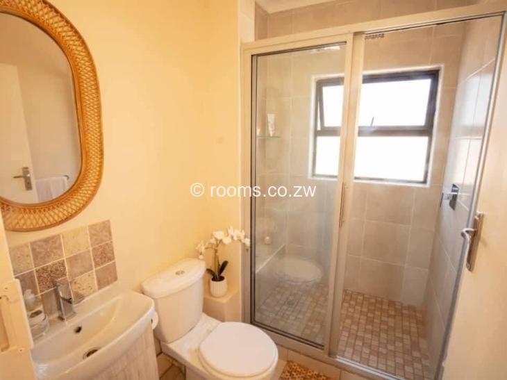 Rooms for Rent in Aspindale Park, Harare