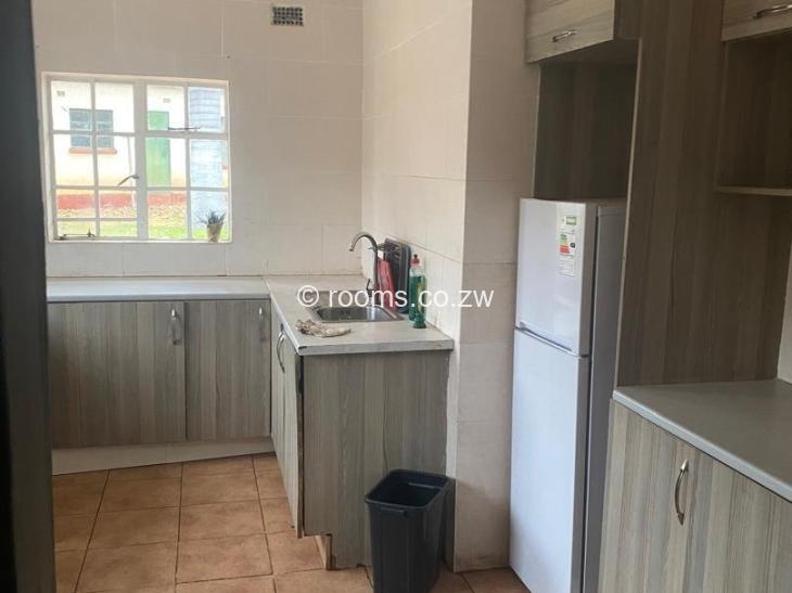 Rooms for Rent in Bluff Hill, Harare