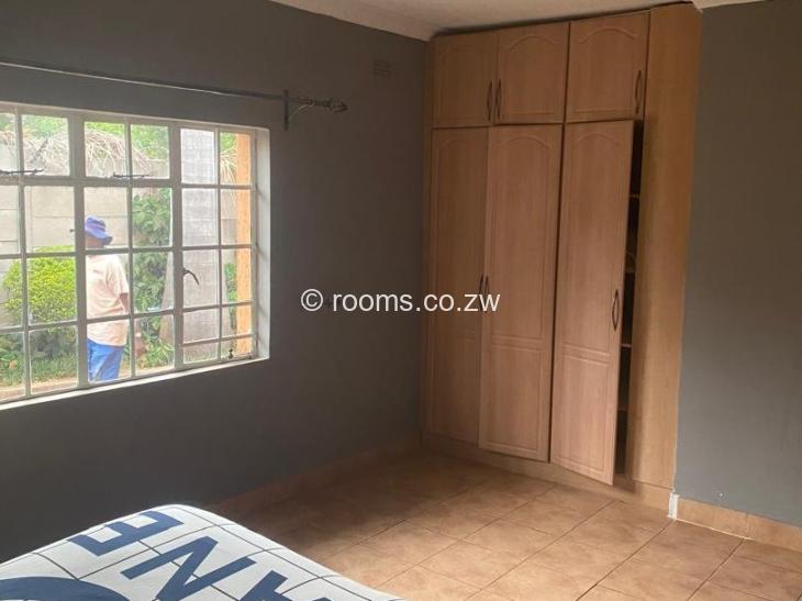 Rooms for Rent in Bluff Hill, Harare