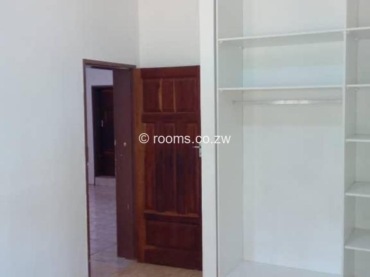 Rooms for Rent in Borrowdale, Harare