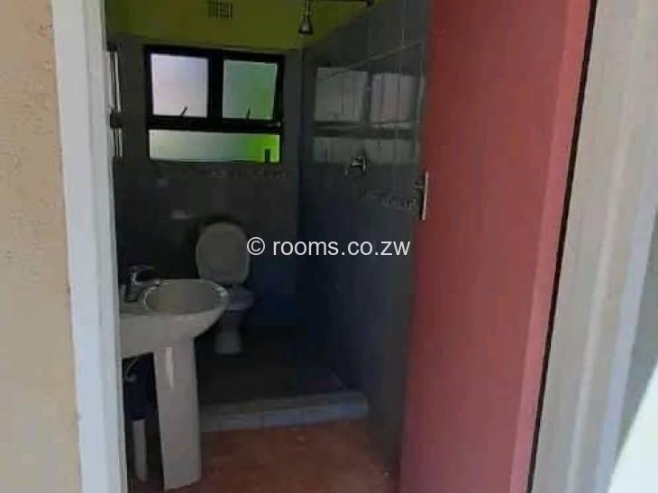 Room for Rent in Chisipite, Harare