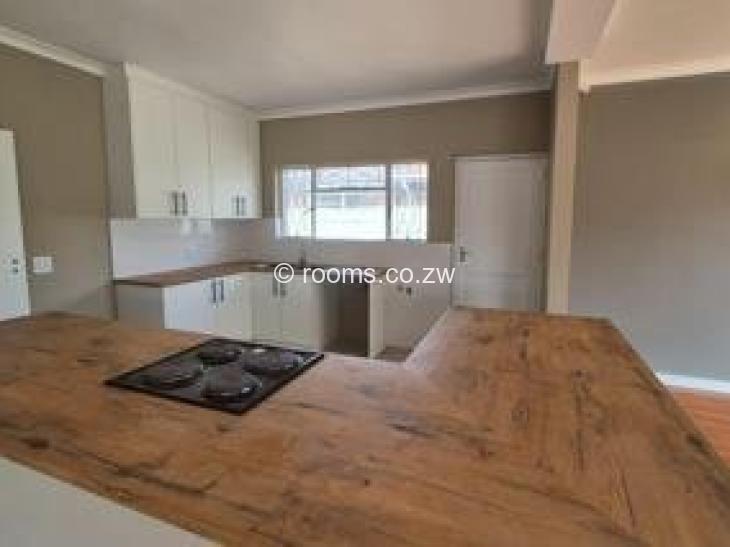 Rooms for Rent in Crowhill Views, Harare