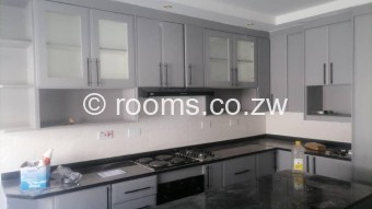  Room  in Ashdown Park