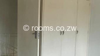  Room  in Avondale
