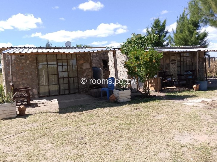 Rooms for Rent in Damafalls, Damofalls